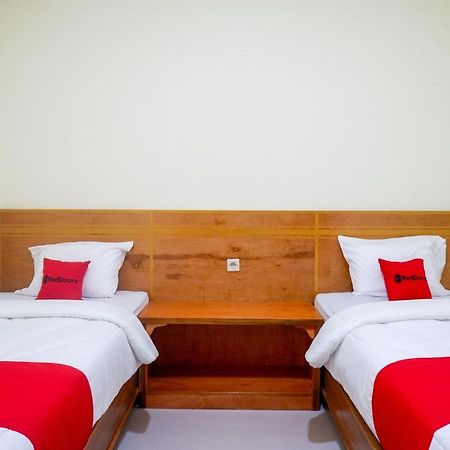 Reddoorz Near Rita Supermall Purwokerto 2 Exterior foto