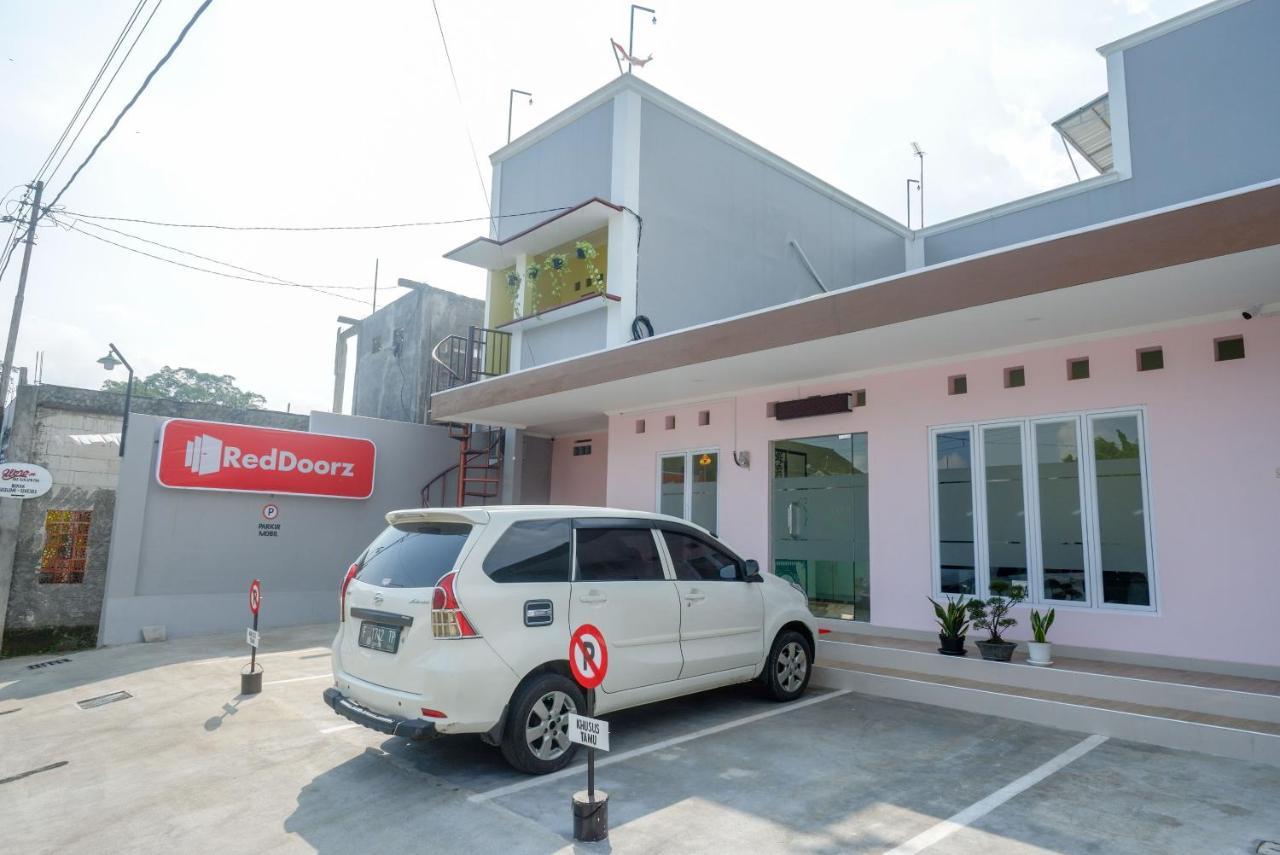 Reddoorz Near Rita Supermall Purwokerto 2 Exterior foto